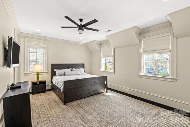 1794 Sterling Road, Charlotte, NC 28209