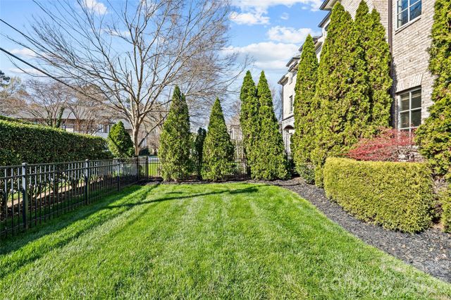 1794 Sterling Road, Charlotte, NC 28209