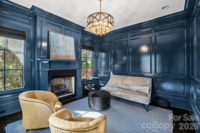 1794 Sterling Road, Charlotte, NC 28209