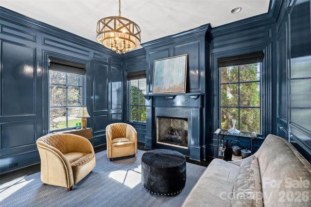 1794 Sterling Road, Charlotte, NC 28209