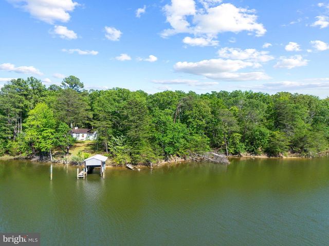 115 MARINA DR, Kinsale, VA 22488
