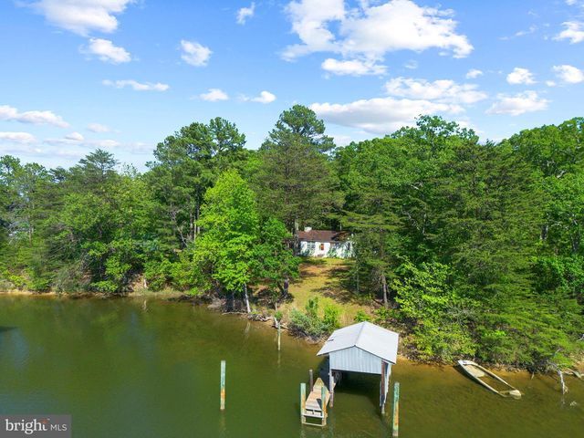 115 MARINA DR, Kinsale, VA 22488
