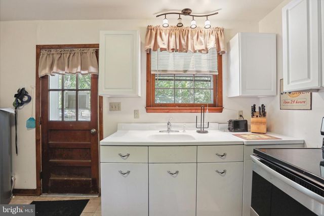 115 MARINA DR, Kinsale, VA 22488