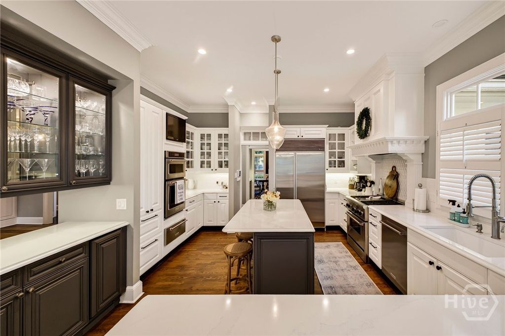 Image 12 of property listing at 23 Little Comfort Road, Savannah, GA 31411