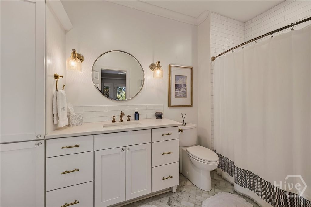 Image 38 of property listing at 23 Little Comfort Road, Savannah, GA 31411