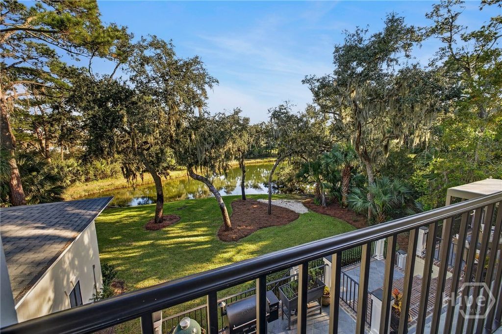 Image 44 of property listing at 23 Little Comfort Road, Savannah, GA 31411
