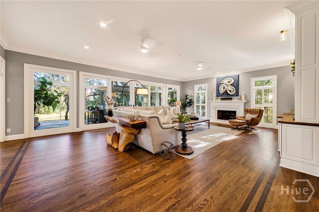 Image 5 of property listing at 23 Little Comfort Road, Savannah, GA 31411