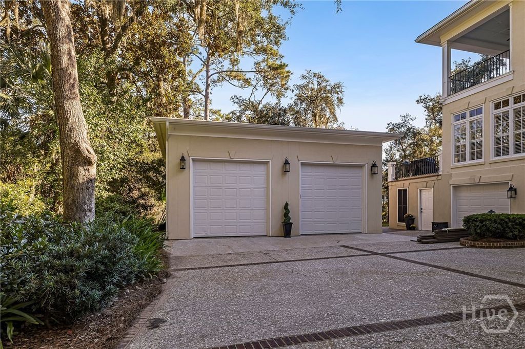 Image 63 of property listing at 23 Little Comfort Road, Savannah, GA 31411
