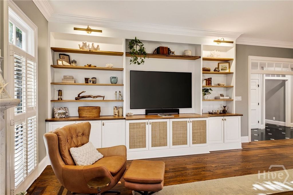 Image 9 of property listing at 23 Little Comfort Road, Savannah, GA 31411