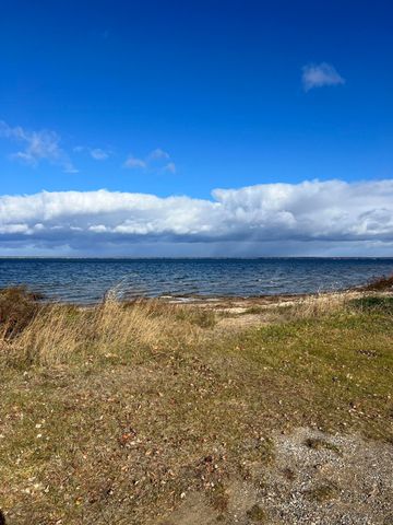 5453 W Houghton Lake Drive, Houghton Lake, MI 48629