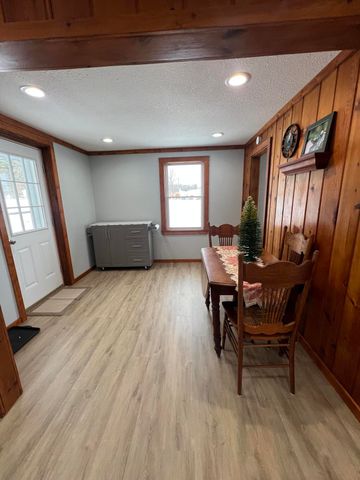 5453 W Houghton Lake Drive, Houghton Lake, MI 48629