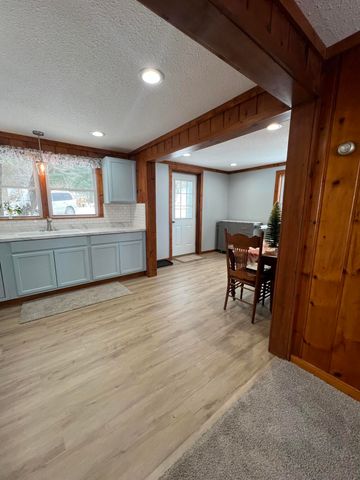 5453 W Houghton Lake Drive, Houghton Lake, MI 48629