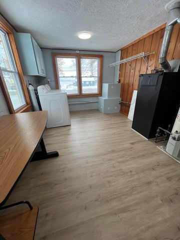 5453 W Houghton Lake Drive, Houghton Lake, MI 48629