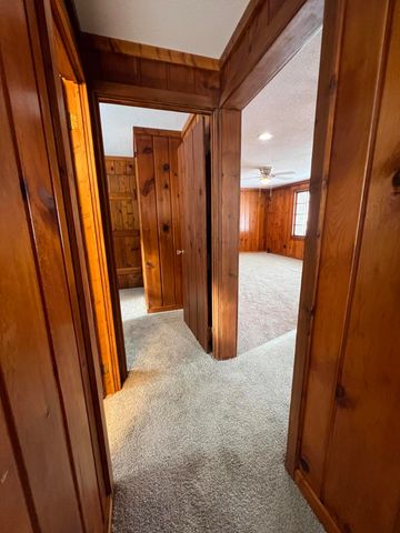 5453 W Houghton Lake Drive, Houghton Lake, MI 48629