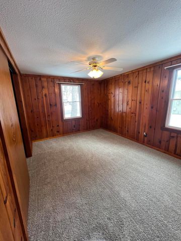 5453 W Houghton Lake Drive, Houghton Lake, MI 48629