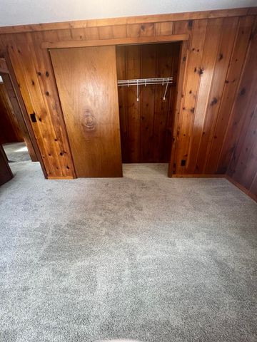 5453 W Houghton Lake Drive, Houghton Lake, MI 48629