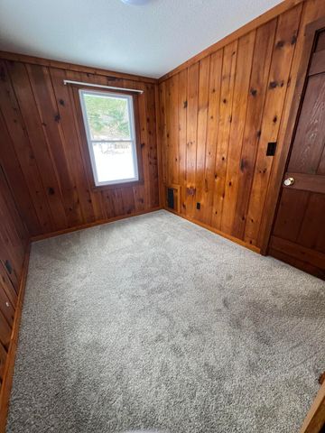 5453 W Houghton Lake Drive, Houghton Lake, MI 48629