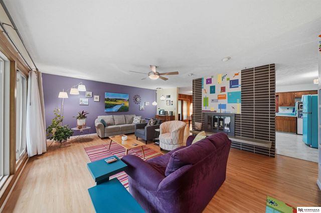 541 Lakewood Drive, Lincoln, NE 68510