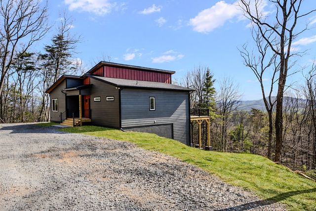 156 Sky High Drive, Ellijay, GA 30536