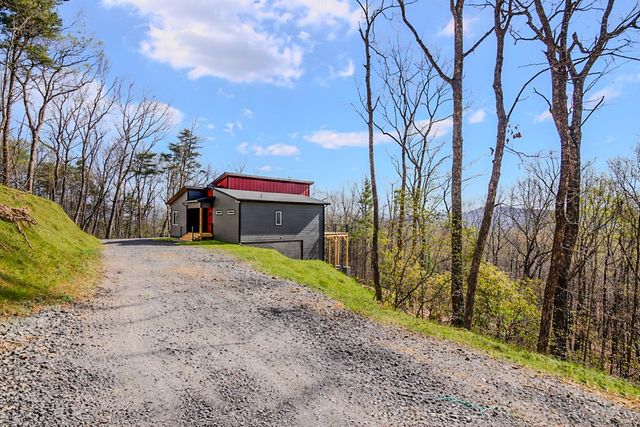 156 Sky High Drive, Ellijay, GA 30536