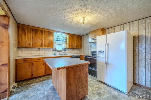 106 Zeigenbein Road, St Robert, MO 65584