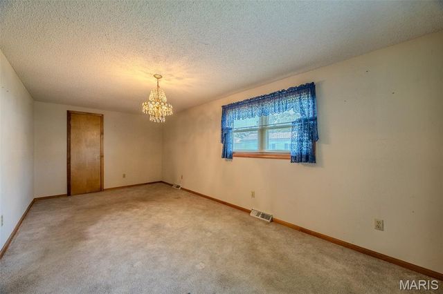 106 Zeigenbein Road, St Robert, MO 65584