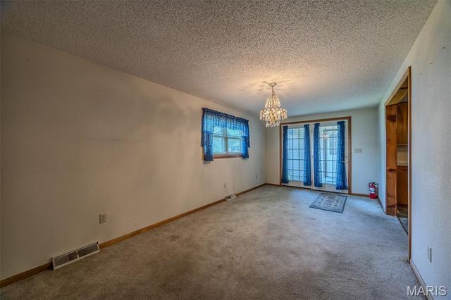 106 Zeigenbein Road, St Robert, MO 65584