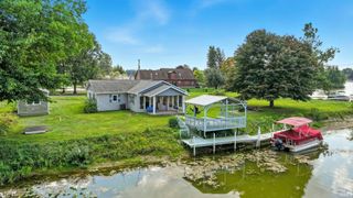 160 Ln 160a Turkey Lake, Hudson, IN 46747