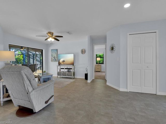 800 El Dorado PKWY W, Cape Coral, FL 33914