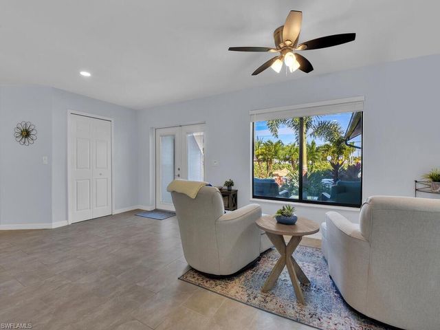 800 El Dorado PKWY W, Cape Coral, FL 33914