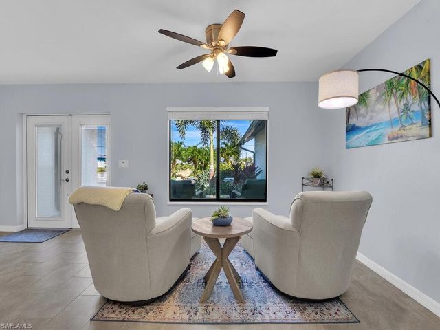 800 El Dorado PKWY W, Cape Coral, FL 33914