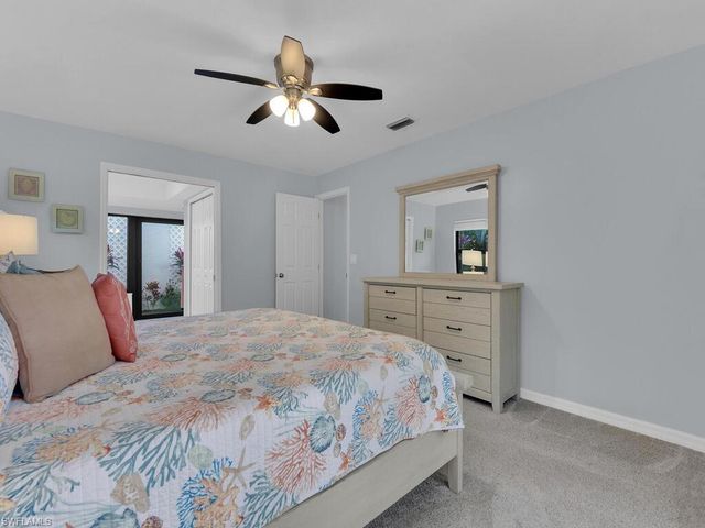 800 El Dorado PKWY W, Cape Coral, FL 33914