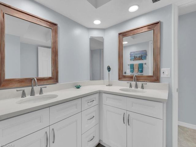 800 El Dorado PKWY W, Cape Coral, FL 33914