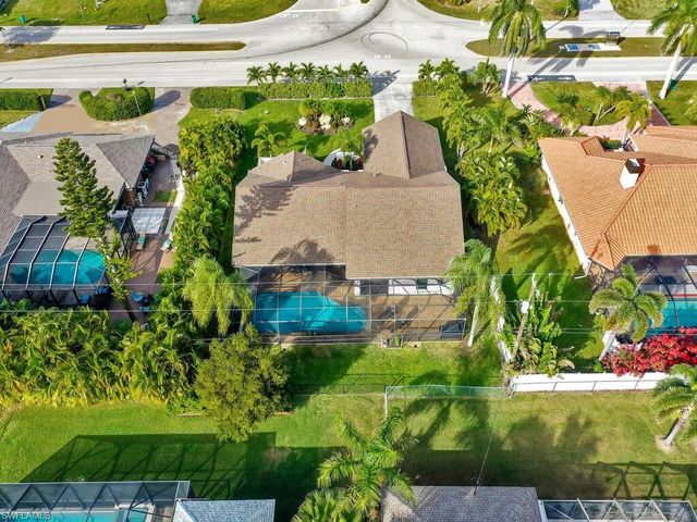 800 El Dorado PKWY W, Cape Coral, FL 33914