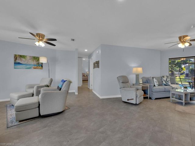 800 El Dorado PKWY W, Cape Coral, FL 33914