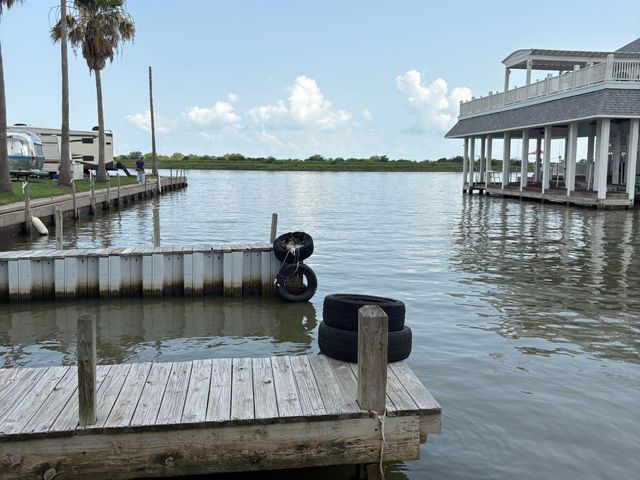 1256 Resort Road, Crystal Beach, TX 77650