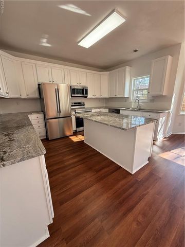 1752 Schooner Strait CT, Virginia Beach, VA 23453