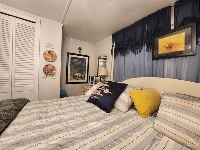 2102 Bogey Drive, Mission, TX 78572