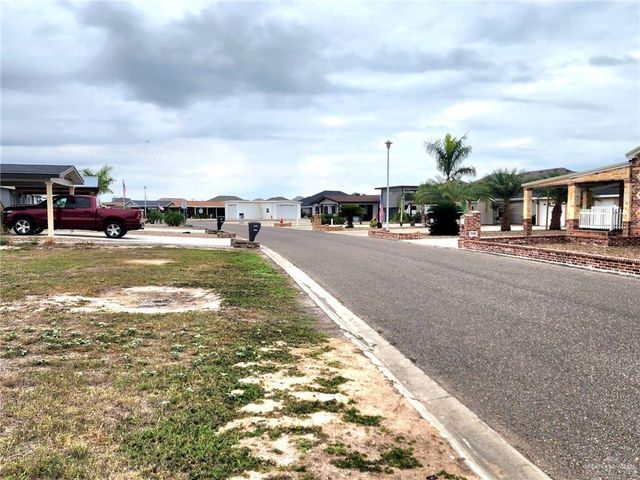 2102 Bogey Drive, Mission, TX 78572