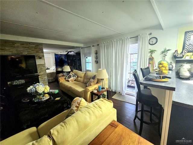 2102 Bogey Drive, Mission, TX 78572