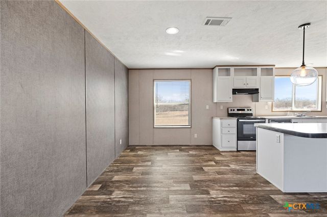 190 Branding Iron Trail, Lockhart, TX 78644