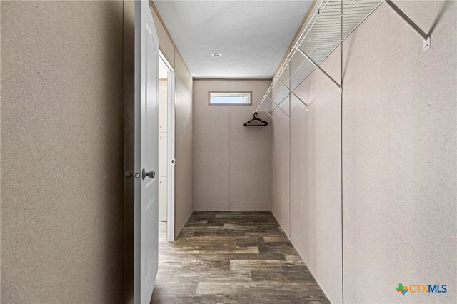 190 Branding Iron Trail, Lockhart, TX 78644