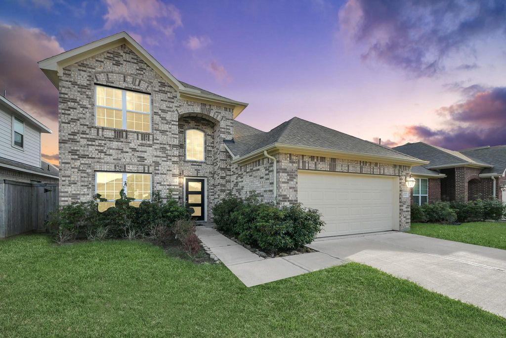 30207 Twisting Springs Drive, Fulshear, TX 77423