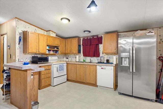 3502 Brazos River Drive, Granbury, TX 76048