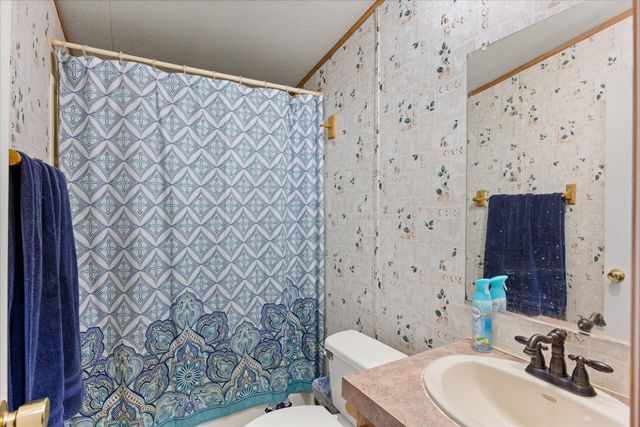 3502 Brazos River Drive, Granbury, TX 76048