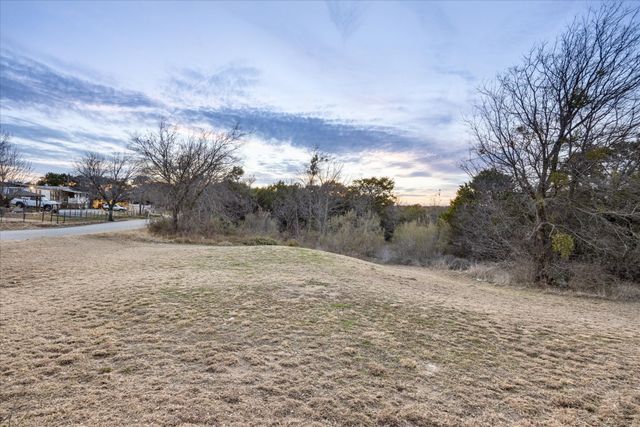 3502 Brazos River Drive, Granbury, TX 76048