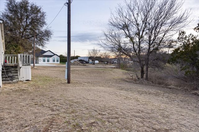 3502 Brazos River Drive, Granbury, TX 76048