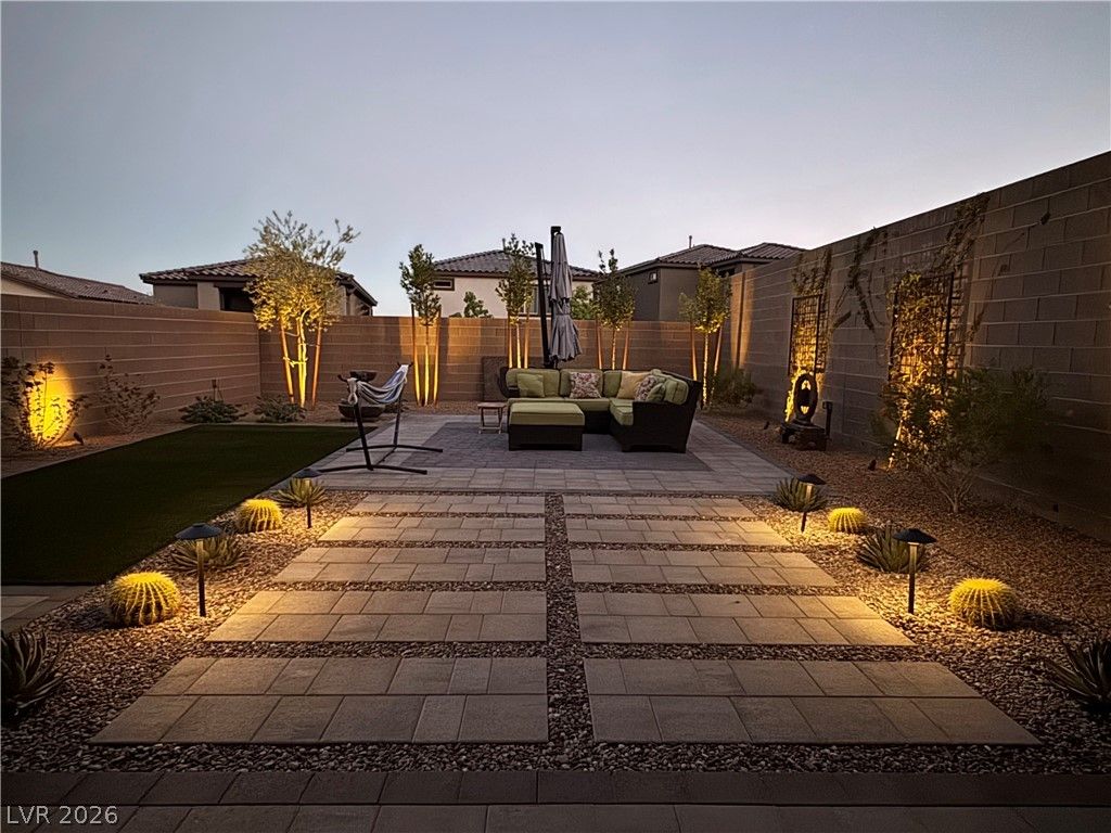 11627 Desert Hollow Avenue, Las Vegas, NV 89138 — photo 5