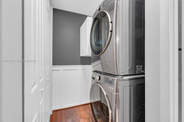 1551 NW 113th Ave, Pembroke Pines, FL 33026