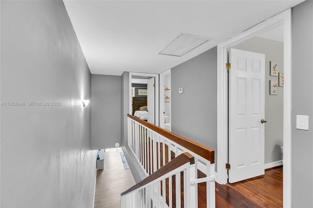 1551 NW 113th Ave, Pembroke Pines, FL 33026